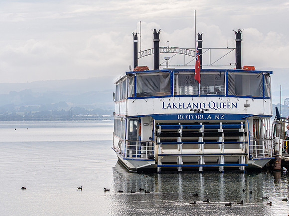 Rotorua - Paddle Steamer